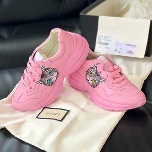 GUCCI kids MRSP$685 shoes sneakers pink BNWT S. 32